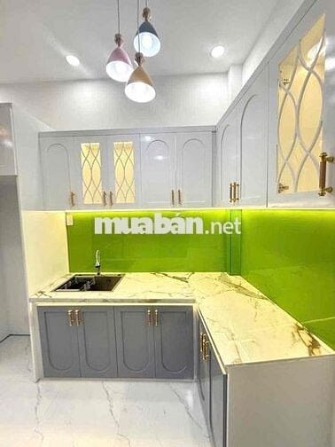 bán nhà 1 lầu MT xe hơi quận 7