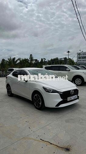 Mazda Mazda 2 Sedan 1.5 Luxury 2025 Trắng