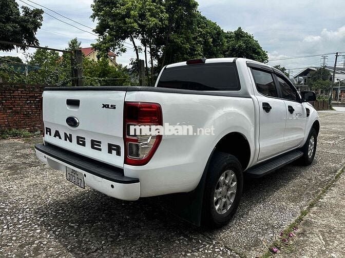 Ford Ranger XLS 2021 1 cầu Tự động Trắng