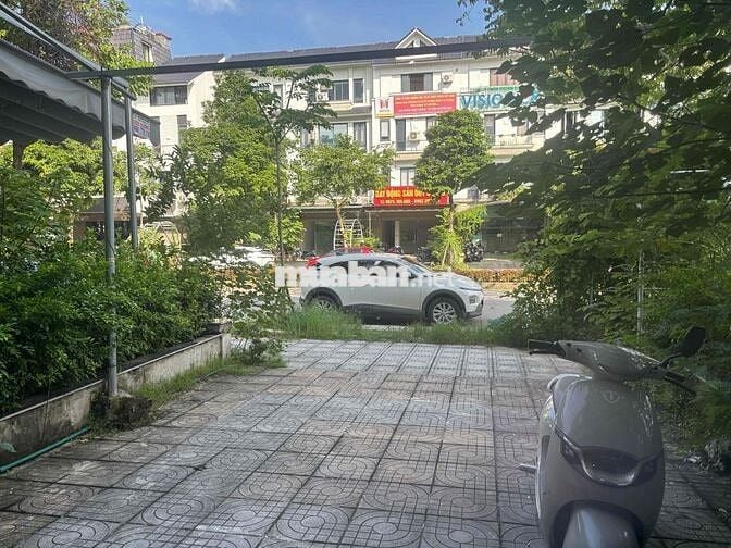 Cho Nhà liền kề khu d đô thị geleximco, 12tr, Có thể ở ngay