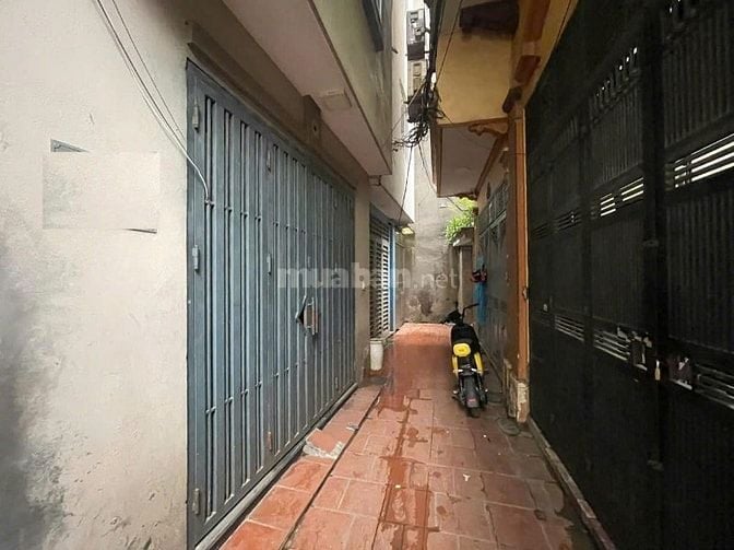 Ngách 30 ngõ 176 Trương định - Diện tích 38m2 ,Xây 3.5 tầng, 11 triệu.
