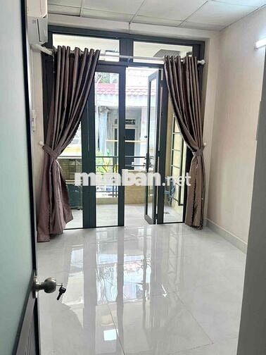 Cho thuê nhà nguyên căn(chính chủ) hẻm đường Vạn Kiếp phường Gia Định