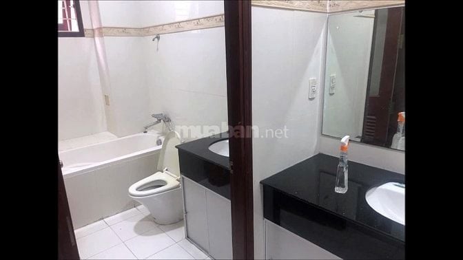 Cho thuê văn phòng có sẵn kho chứa hàng, thích hợp nhiều ngành nghề 
