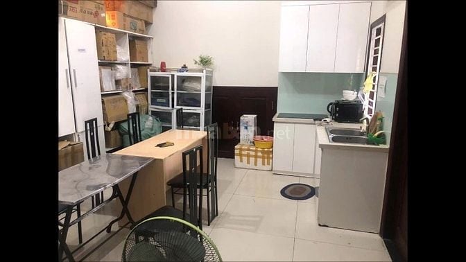 Cho thuê văn phòng có sẵn kho chứa hàng, thích hợp nhiều ngành nghề 