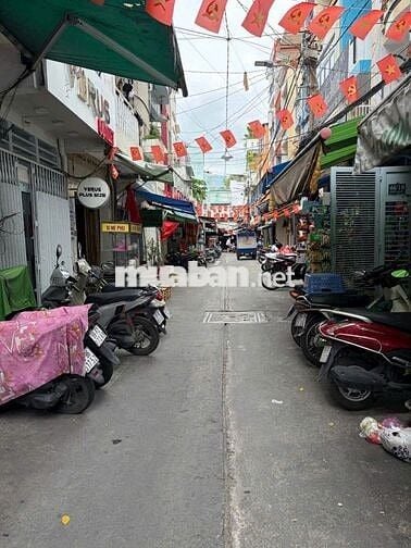 Chính chủ bán hàng hiếm Vườn Chuối Bàn Cờ Q3 -Ngang 5.9m  Hẻm 6m ô tô