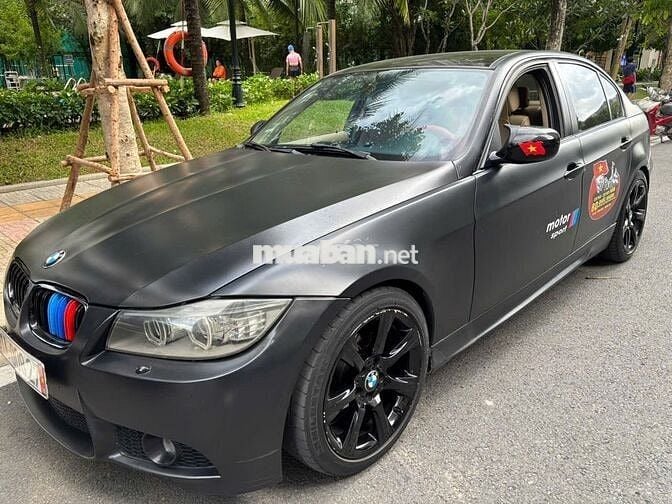 CHỦ BÁN BMW 325i ĐỜI 2011 - FORM M3 ĐEN CỰC CHẤT