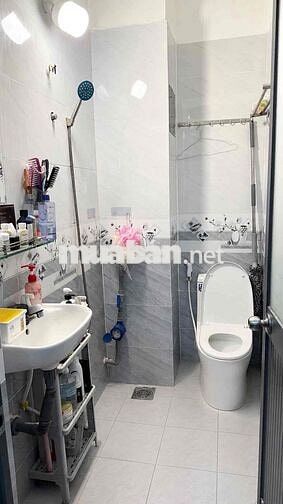 [PASS PHÒNG] SÁT VHU, CÔNG THƯƠNG-CỬA SỔ TRỜI-FULL NỘI THẤT
