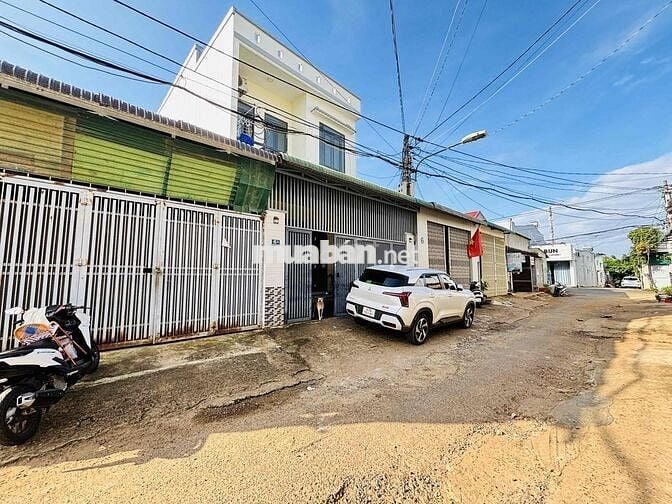 CHO THUÊ KHO, XƯỞNG - MẶT TIỀN ĐINH VĂN GIÓ - ĐƯỜNG AMA THAO VÀO 150m