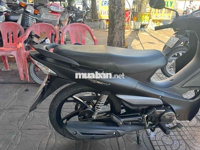 SYM Elegant Đen