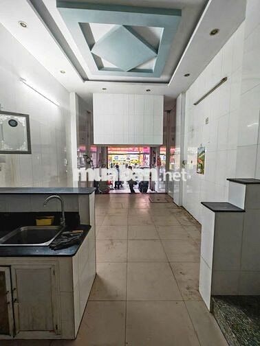 Mặt Tiền Lê Quang Định 200m2 Có 3 Tầng 4 Phòng Cho Làm Quán Ăn