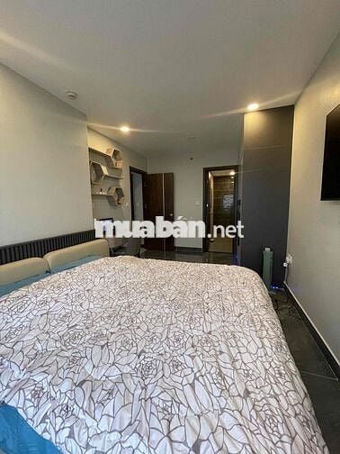 Mình chính chủ cần bán căn hộ full nội thất cao cấp.