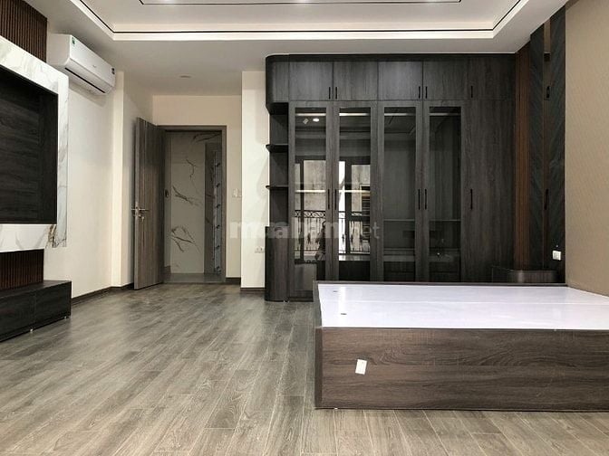 Nhà riêng143/74 Nguyễn Chính Hoàng Mai, 55m x 6T thang máy, giá13,8 ty