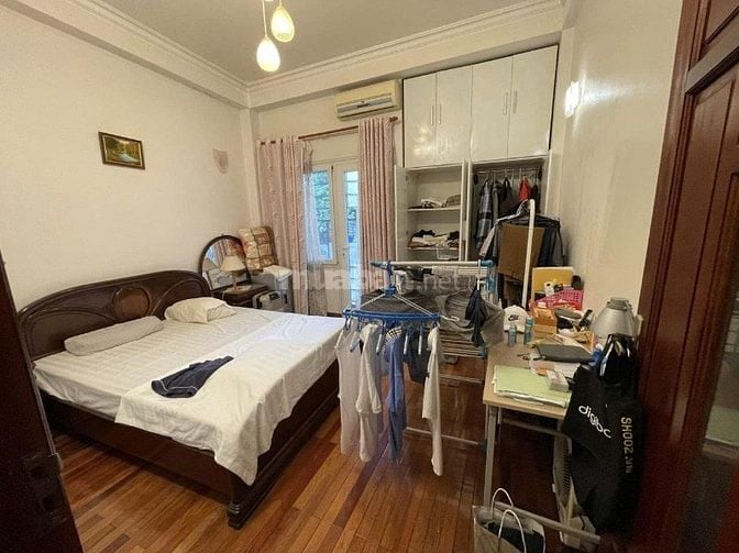 Căn hộ ccmn đủ đồ số 7 phố lò đúc gần hàn thuyên dt45m2 giá 8tr 