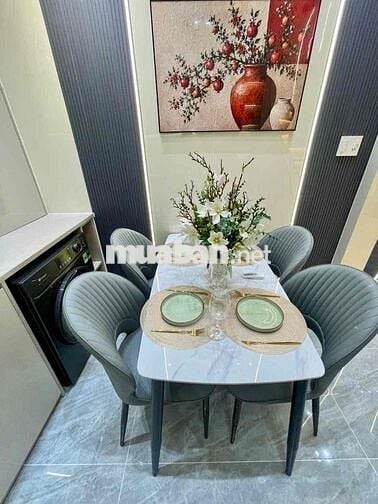 🏡 LÊN SÓNG SIÊU PHẨM NGAY CV LÀNG HOA - 35M2 - P8, GV, HCM - 4.5 TỶ 🏡