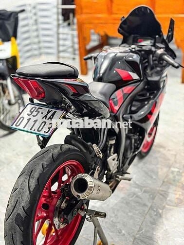 Suzuki GSX 150 2023 Đen, Đỏ 17924 km