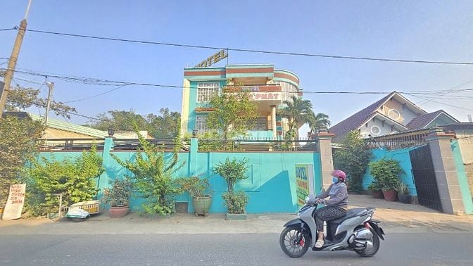 Khách sạn mặt tiền đường Hoàng Minh Chánh sổ hồng 699m2 giá ngợp 26 tỷ