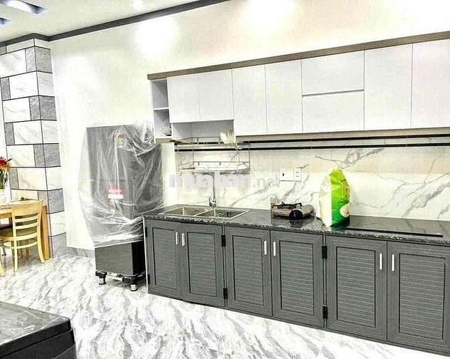NHÀ CHO THUÊ MỚI NGAY CHỢ PHÚ HOÀ 2PHÒNG NGỦ FULL NỘI THẤT