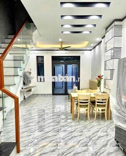 NHÀ CHO THUÊ MỚI NGAY CHỢ PHÚ HOÀ 2PHÒNG NGỦ FULL NỘI THẤT