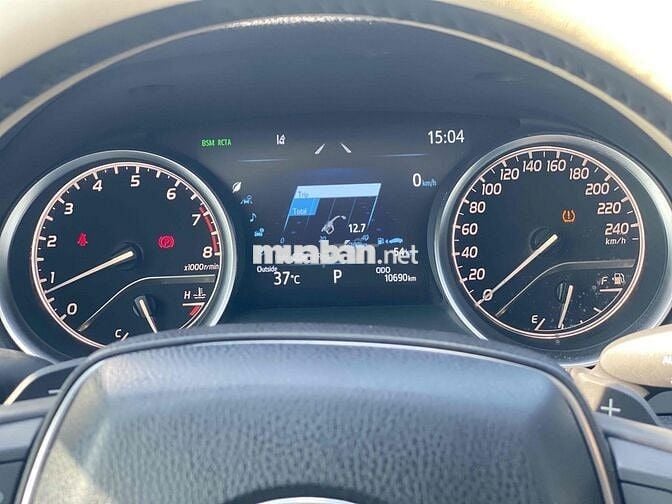 Toyota Camry 2.5Q 2023 Trắng 10.000km