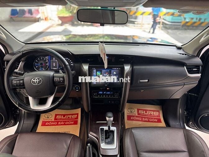 FORTUNER 2.7V MÁY XĂNG TỰ ĐỘNG 1 CẦU - GIÁ CÒN BỚT