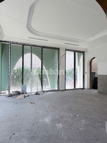 BÁN BIỆT THỰ 520m2 - 99/8 ĐẶNG VĂN BI TP THỦ ĐỨC , GẦN VICOM 