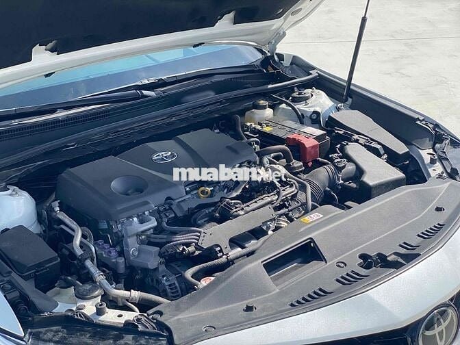 Toyota Camry 2.5Q 2023 Trắng 10.000km