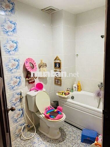 CHO THUÊ NHÀ NC QUANG TRUNG 1 TRỆT 1 LỬNG 2 LẦU 3PN 3WC GIÁ 14.5TR