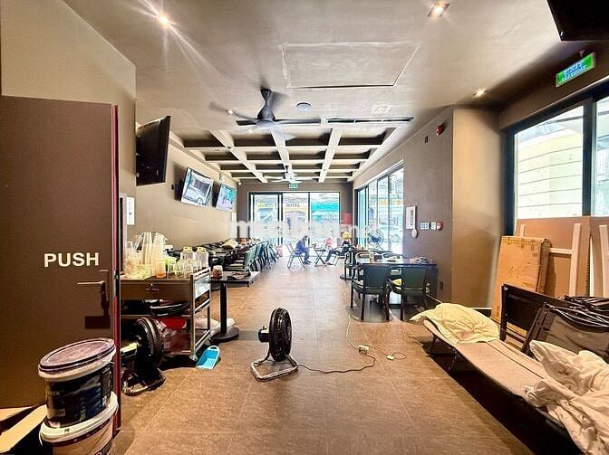🏢 CHO THUÊ MẶT BẰNG LÔ GÓC 4 TẦNG MỚI – TRUNG TÂM NHA TRANG 