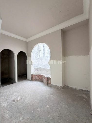 BÁN BIỆT THỰ 520m2 - 99/8 ĐẶNG VĂN BI TP THỦ ĐỨC , GẦN VICOM 