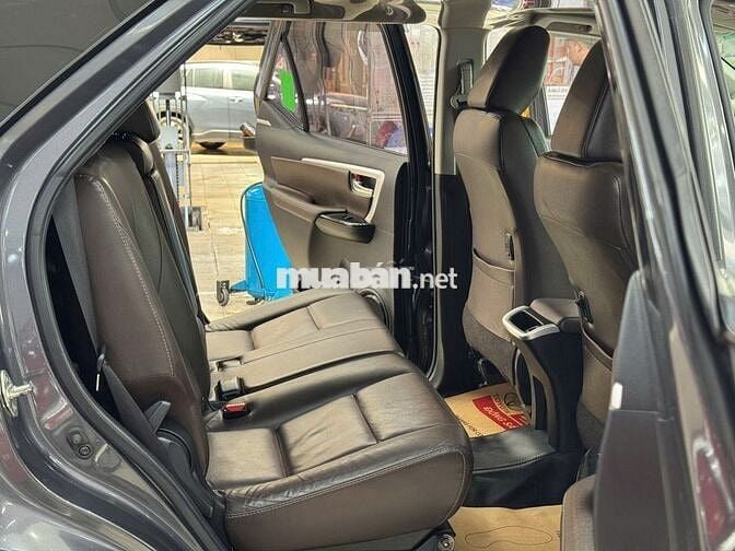 FORTUNER 2.7V MÁY XĂNG TỰ ĐỘNG 1 CẦU - GIÁ CÒN BỚT
