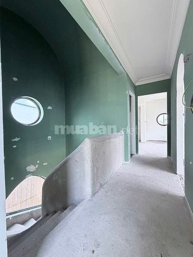 BÁN BIỆT THỰ 520m2 - 99/8 ĐẶNG VĂN BI TP THỦ ĐỨC , GẦN VICOM 