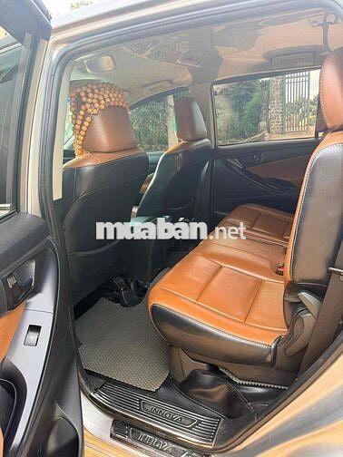 Toyota Innova E 2017 Số sàn Bạc