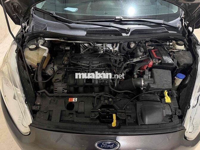 Ford Fiesta Xám Tự động 5 chỗ