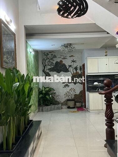 CHO THUÊ NHÀ NC QUANG TRUNG 1 TRỆT 1 LỬNG 2 LẦU 3PN 3WC GIÁ 14.5TR