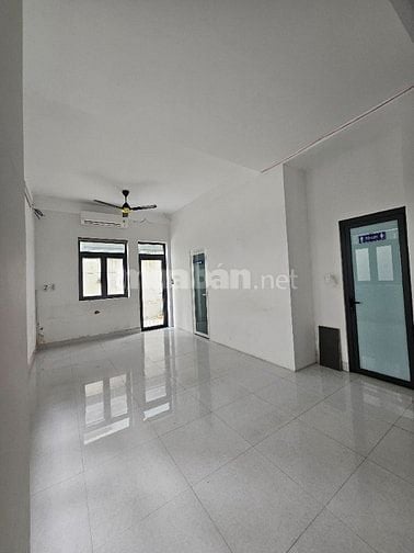 🏢 CHO THUÊ TẦNG TRỆT 232M² — MẶT TIỀN ĐƯỜNG SỐ 4, KDC KHANG AN, TP. T