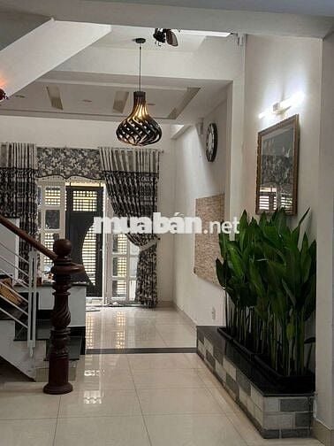 CHO THUÊ NHÀ NC QUANG TRUNG 1 TRỆT 1 LỬNG 2 LẦU 3PN 3WC GIÁ 14.5TR