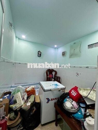 Cho Thuê Nhà Sân Ôtô 7 Chổ DT 5x22 1Trệt 1Lầu 3Pn 2Wc Đường Tải