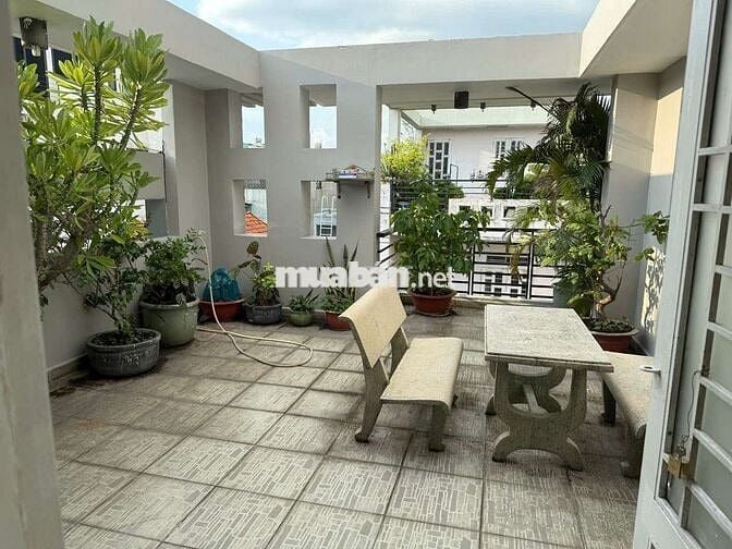 CHO THUÊ NHÀ NC QUANG TRUNG 1 TRỆT 1 LỬNG 2 LẦU 3PN 3WC GIÁ 14.5TR