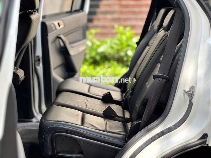 Ford Everest Titanium 2019 Trắng 78.000 km 1 cầu
