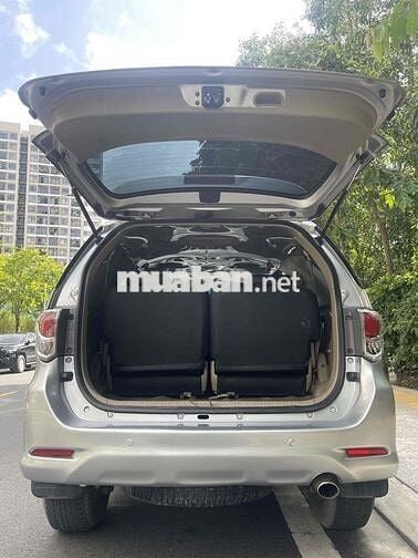 Toyota Fortuner 2012 Bạc