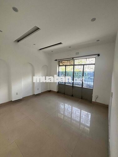 Cho thuê nhà mặt tiền đường Trưng Nữ Vương, Hải Châu