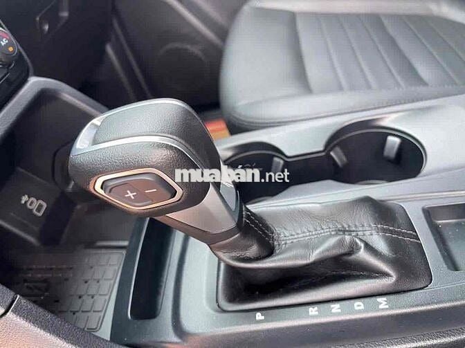 FORD EVEREST 2024 siêu lướt