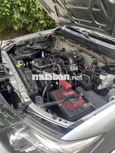 Toyota Fortuner 2012 Bạc
