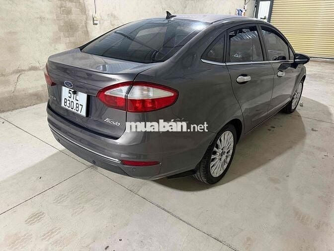 Ford Fiesta Xám Tự động 5 chỗ