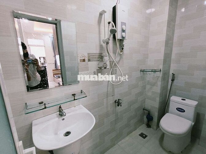 CHÍNH CHỦ CHO THUÊ PHÒNG BAN CÔNG–FULL NỘI THẤT–MÁY GIẶT RIÊNG