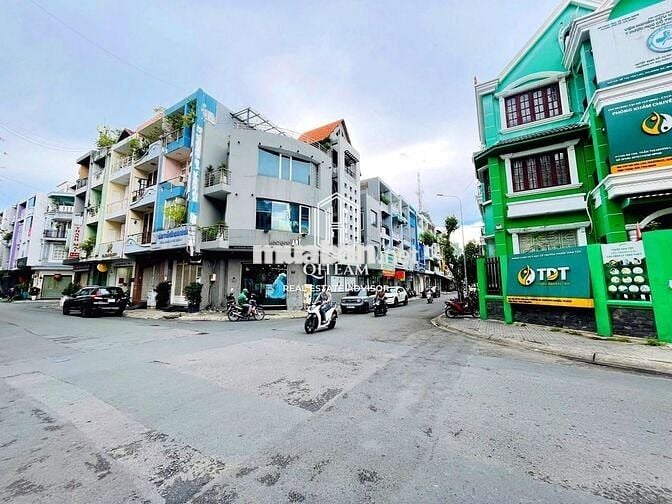 Căn Góc 2MT 145 Hoa Lan - Hoa Sứ, PN. Dt: 8x20m, Kc: hầm trệt 2 lầu