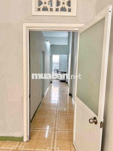 Nhà 4x18m 1Lầu (3PN 2WC) Hẻm Thông 5,5m. 1/ HUỲNH THIỆN LỘC. TÂN PHÚ
