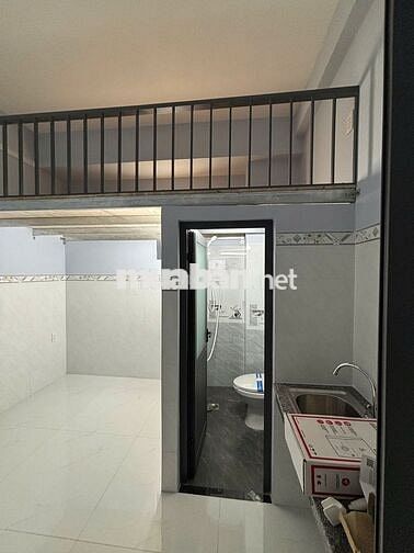 PHÒNG MỚI XÂY ĐỦ TIỆN NGHI SÁT TRƯỜNG MARKETTING