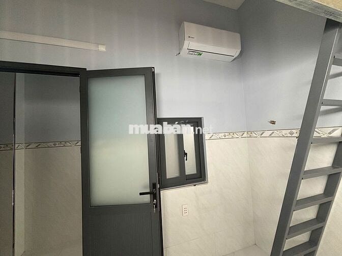 PHÒNG MỚI XÂY ĐỦ TIỆN NGHI SÁT TRƯỜNG MARKETTING