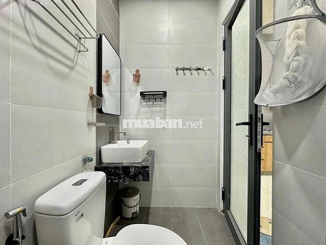 Phòng 40m2 Tại Thành Thái Quận 10 Gần ĐH Hoa Sen, Cầu 3/2, Lý Thái Tổ